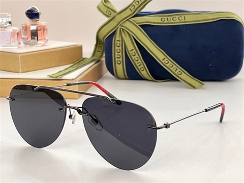 gucci sunglass-132